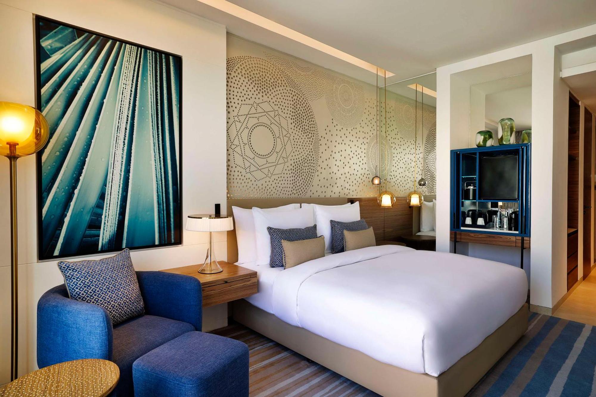 Tumbi West Palm Beach Hotel Dubai,Tapestry Collection Hilton 외부 사진