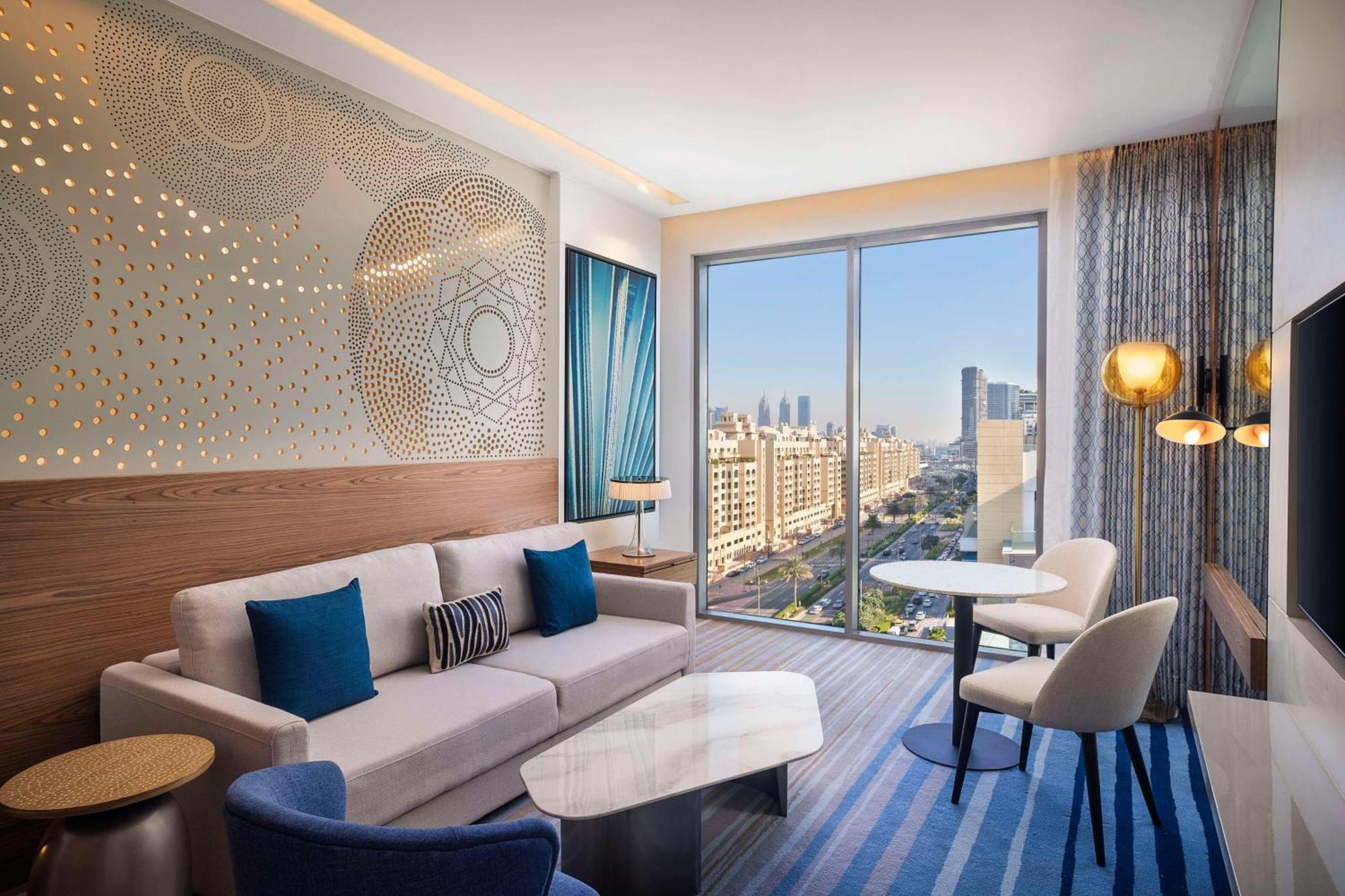 Tumbi West Palm Beach Hotel Dubai,Tapestry Collection Hilton 외부 사진
