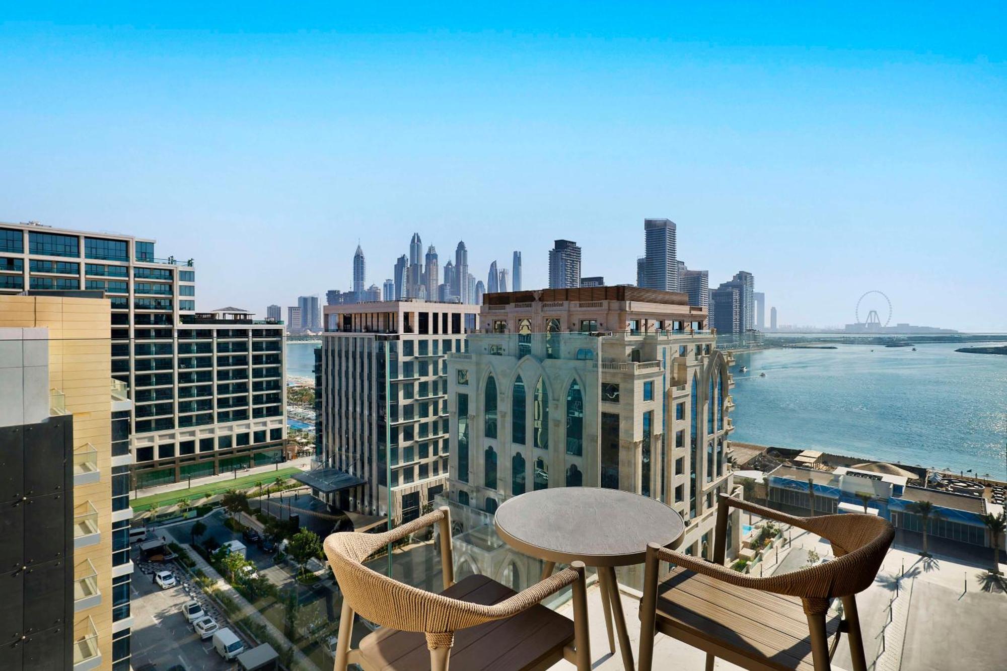 Tumbi West Palm Beach Hotel Dubai,Tapestry Collection Hilton 외부 사진